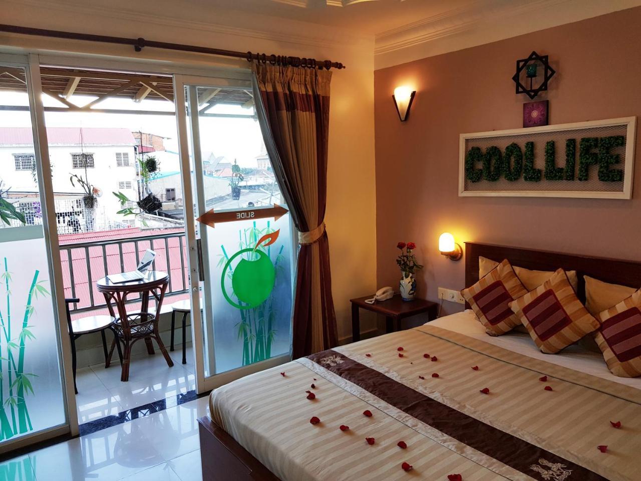 Fancy Guesthouse Phnom Penh Exterior foto