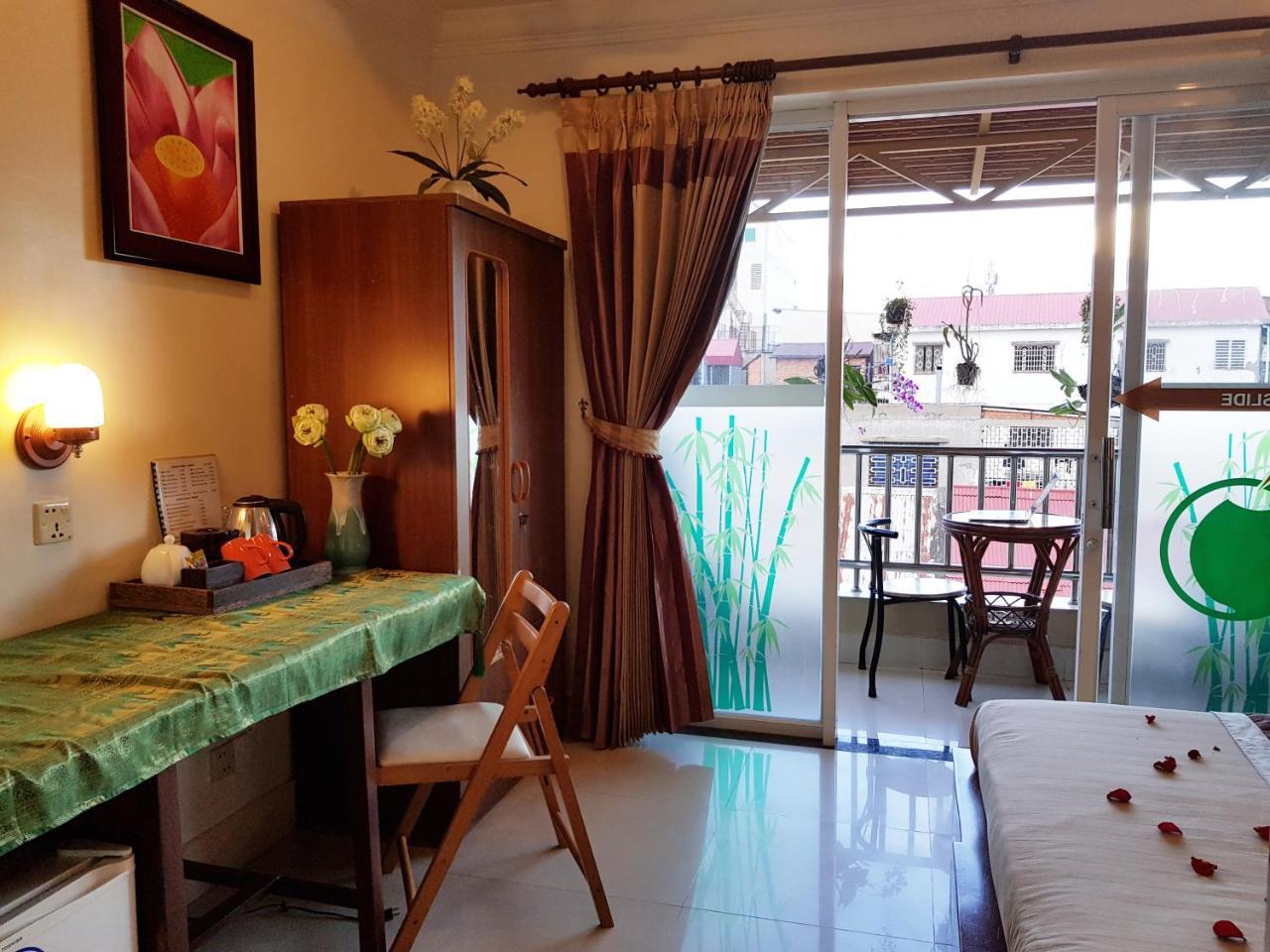 Fancy Guesthouse Phnom Penh Exterior foto