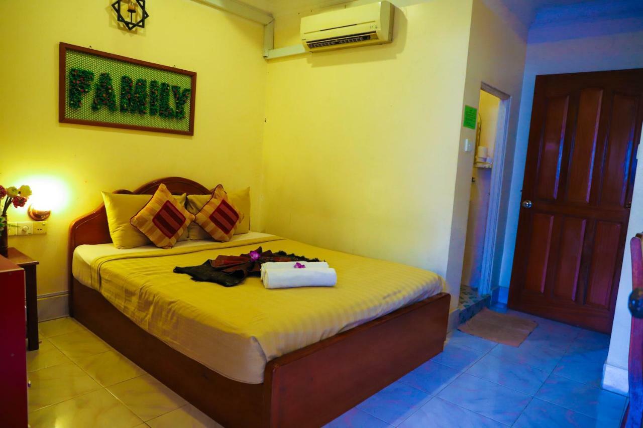 Fancy Guesthouse Phnom Penh Exterior foto